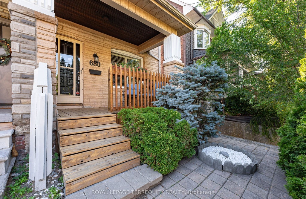 Photo of 680 Woodbine Avenue, Toronto, ON M4E 2J1 (MLS # E13567796)
