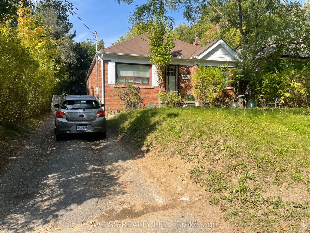 Photo of 490 Coldstream Avenue E, Toronto, ON M5N 1Y5 (MLS # C11946213)