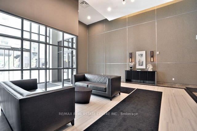 2490 Old Bronte Road 318