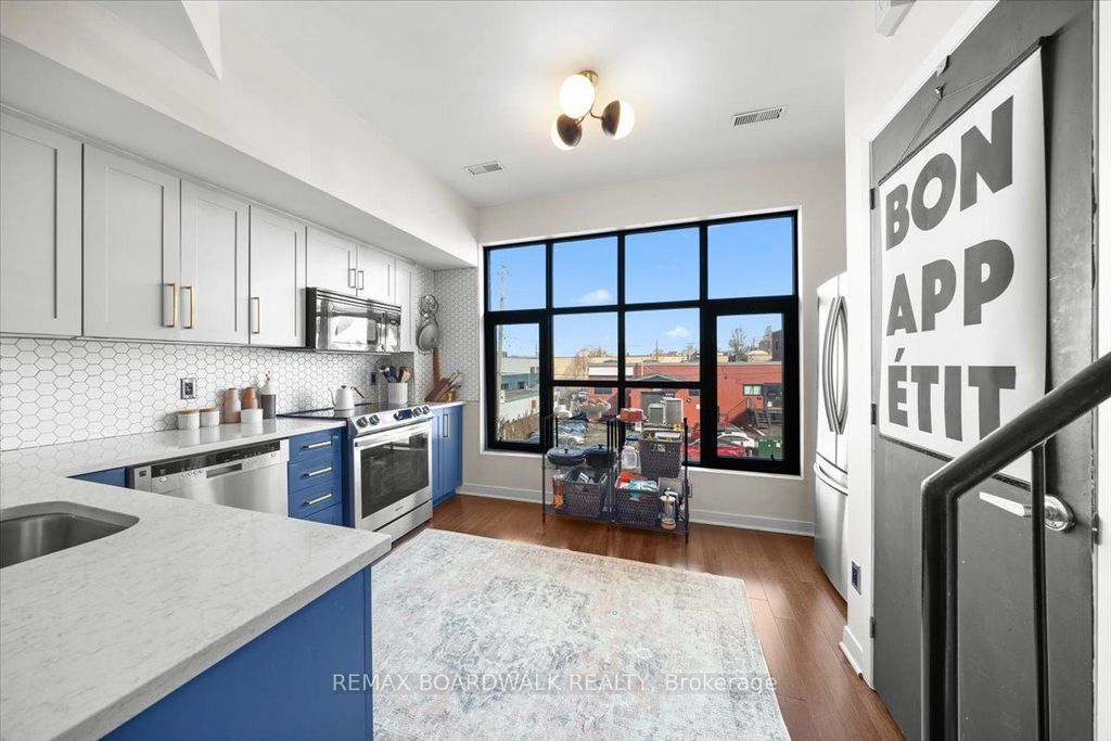 Photo of 154 Spruce Street #G, West Centre Town, ON K1R 6P2 (MLS # X13042450)