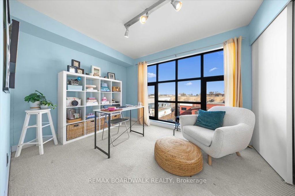 Photo of 154 Spruce Street #G, West Centre Town, ON K1R 6P2 (MLS # X13042450)