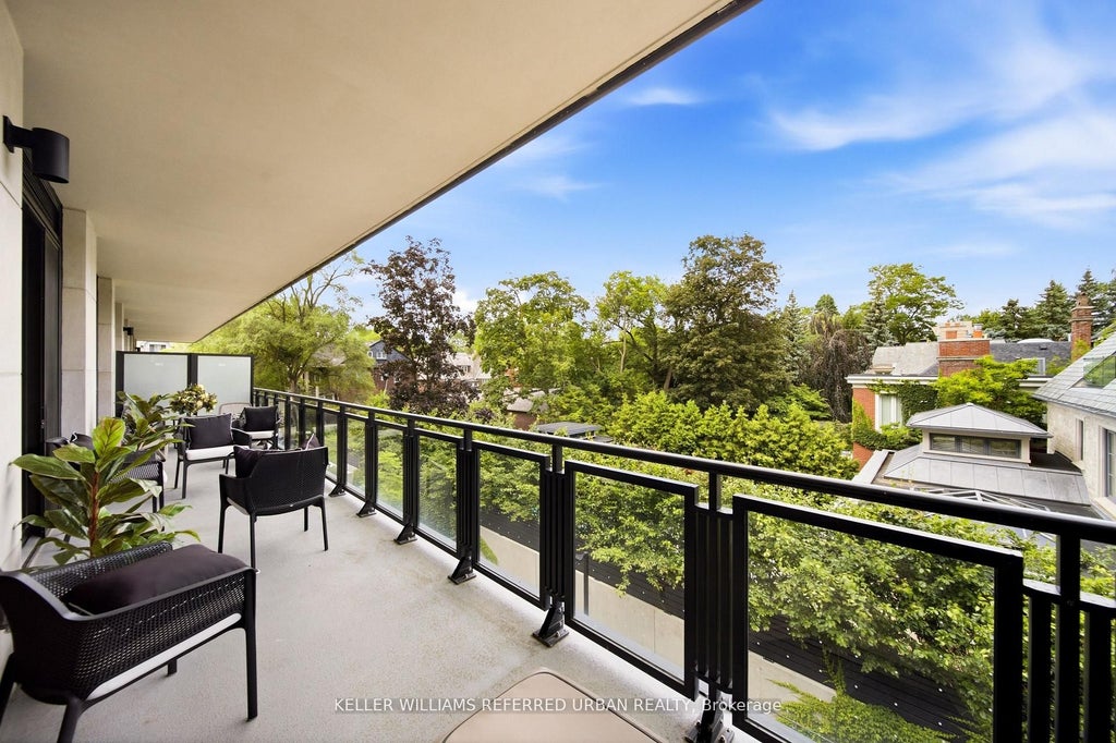Photo of 2 Forest Hill Road #313, Toronto, ON M5V 0N9 (MLS # C13711500)