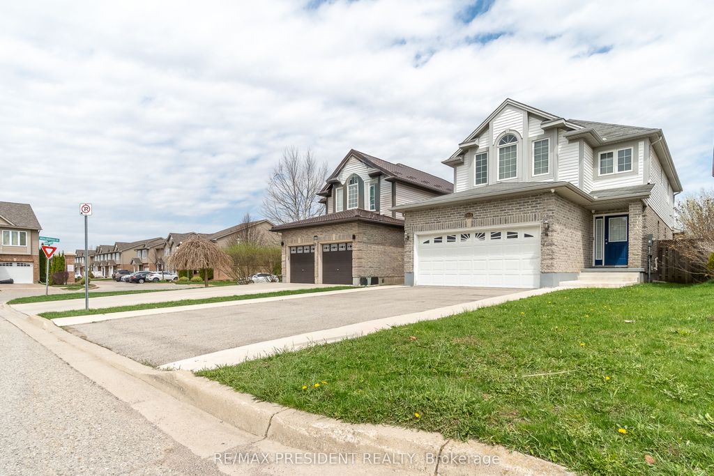 Photo of 1565 Mickleborough Court, London North, ON N6G 5R6 (MLS # X13044704)