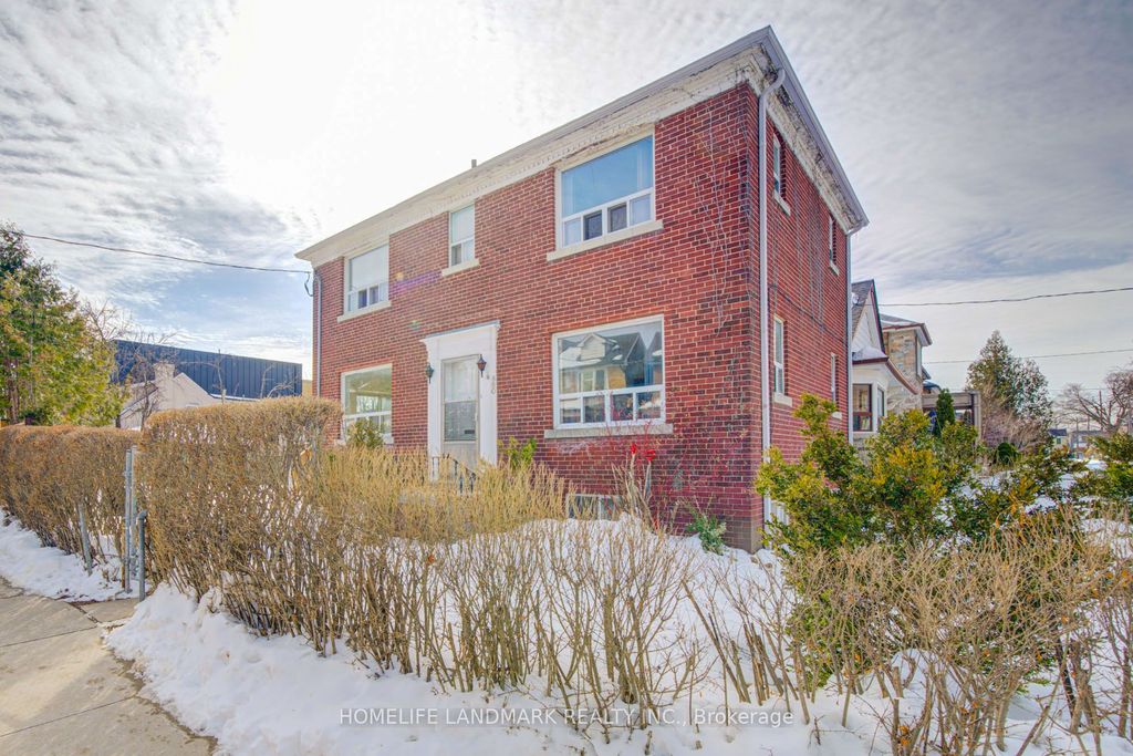 Photo of 880 Shaw Street, Toronto, ON M6G 3M2 (MLS # W12864048)