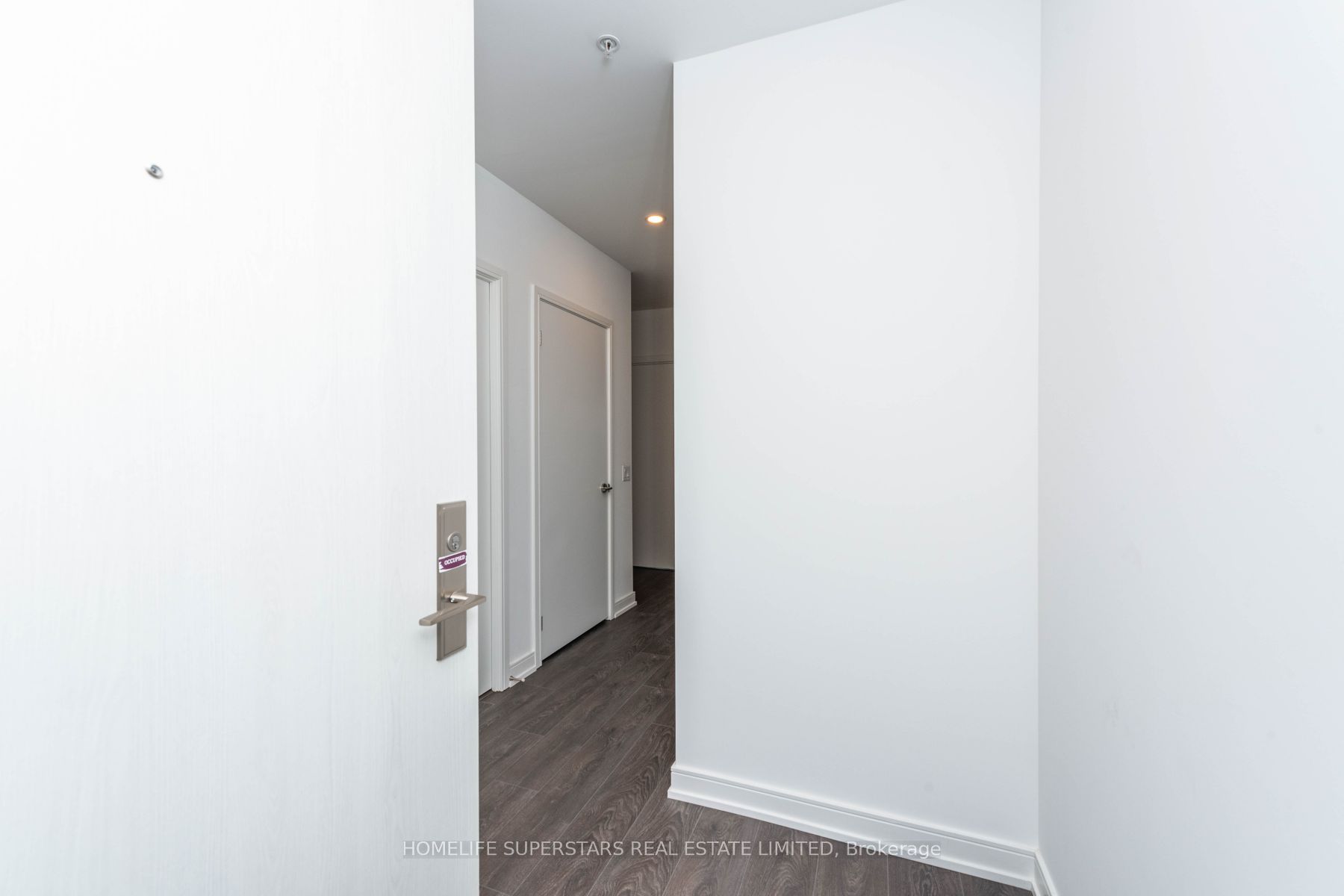 30 SAMUEL WOOD Way N 501