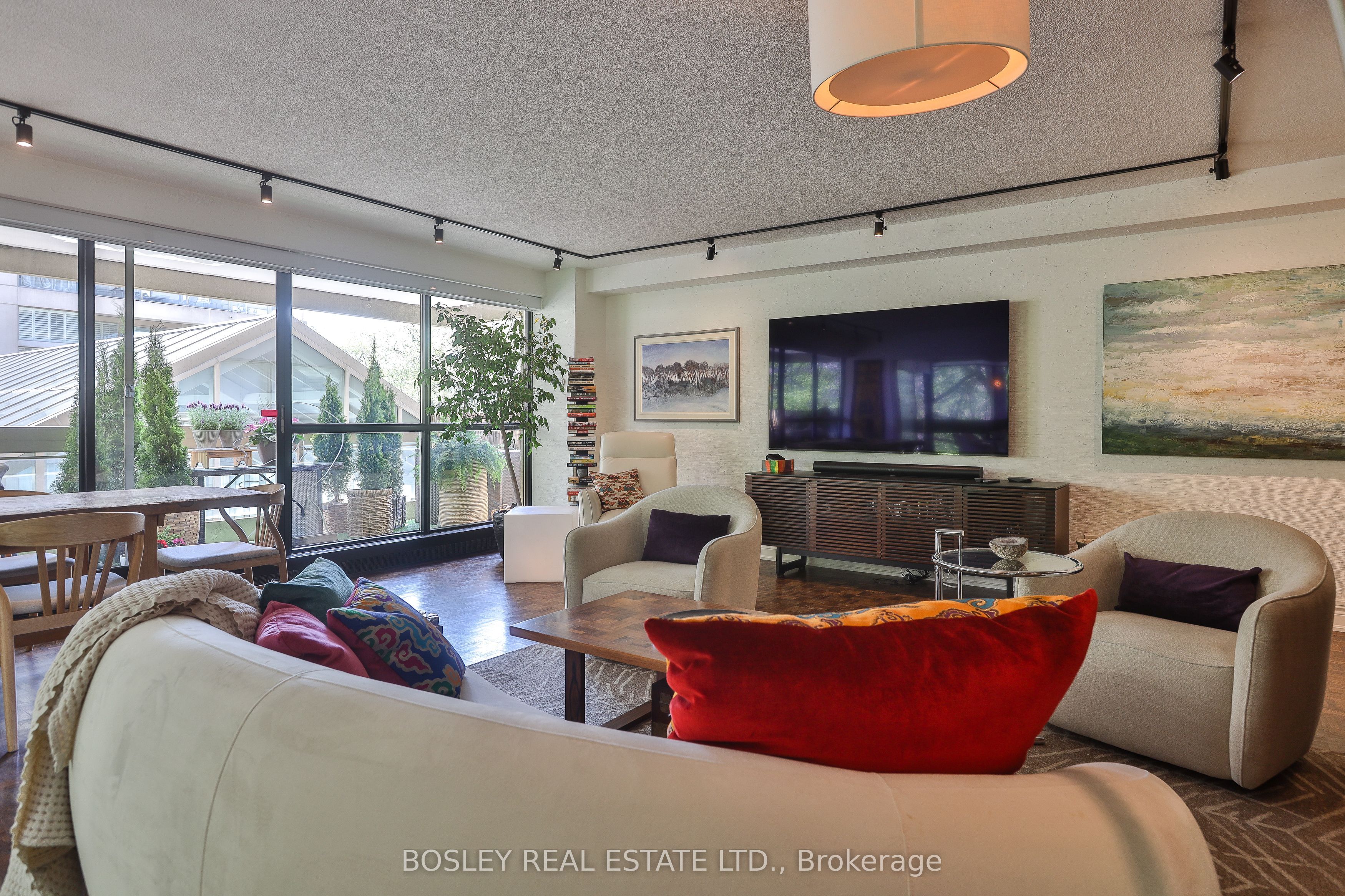 63 St Clair Avenue W 306