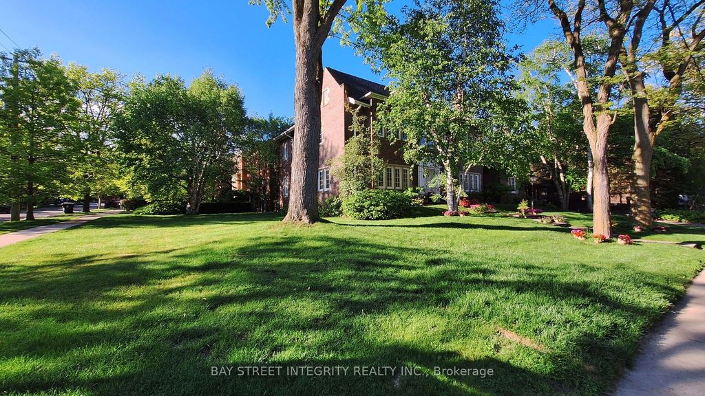 Photo of 184 Heath Street W, Toronto, ON M4V 1V2 (MLS # C12198690)
