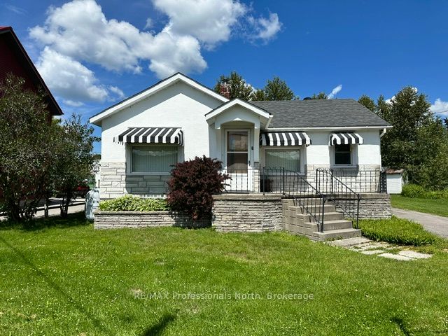 7 Invergordon Avenue