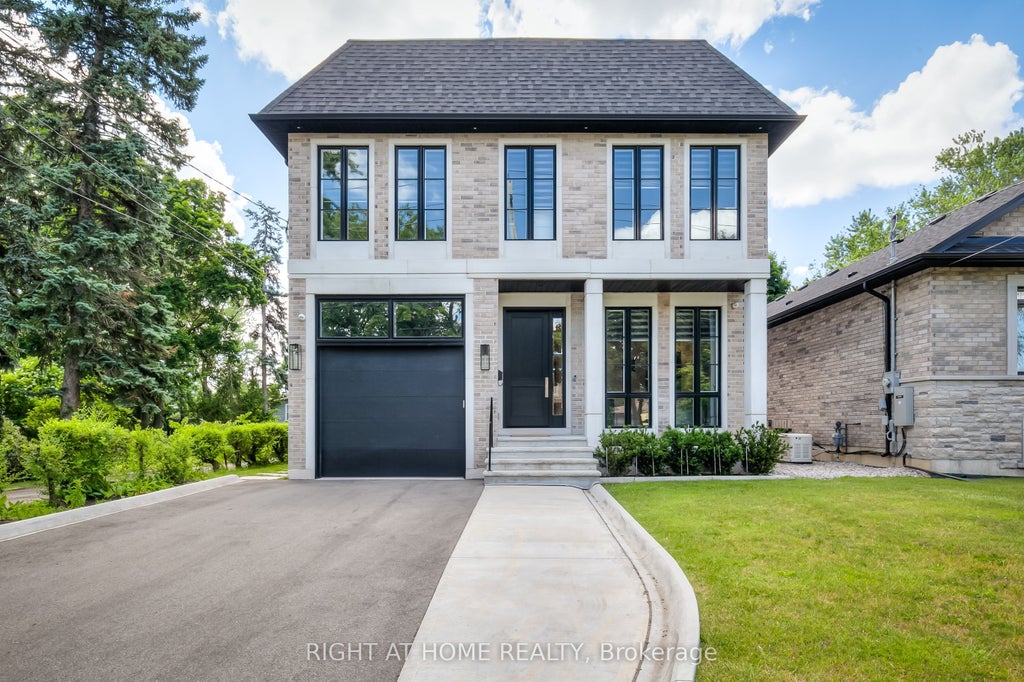 Photo of 124 N Shaver Avenue N, Toronto, ON M9B 4N8 (MLS # W13742926)