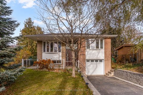 1005 Dormer Street Mississauga ON L5E 1T7