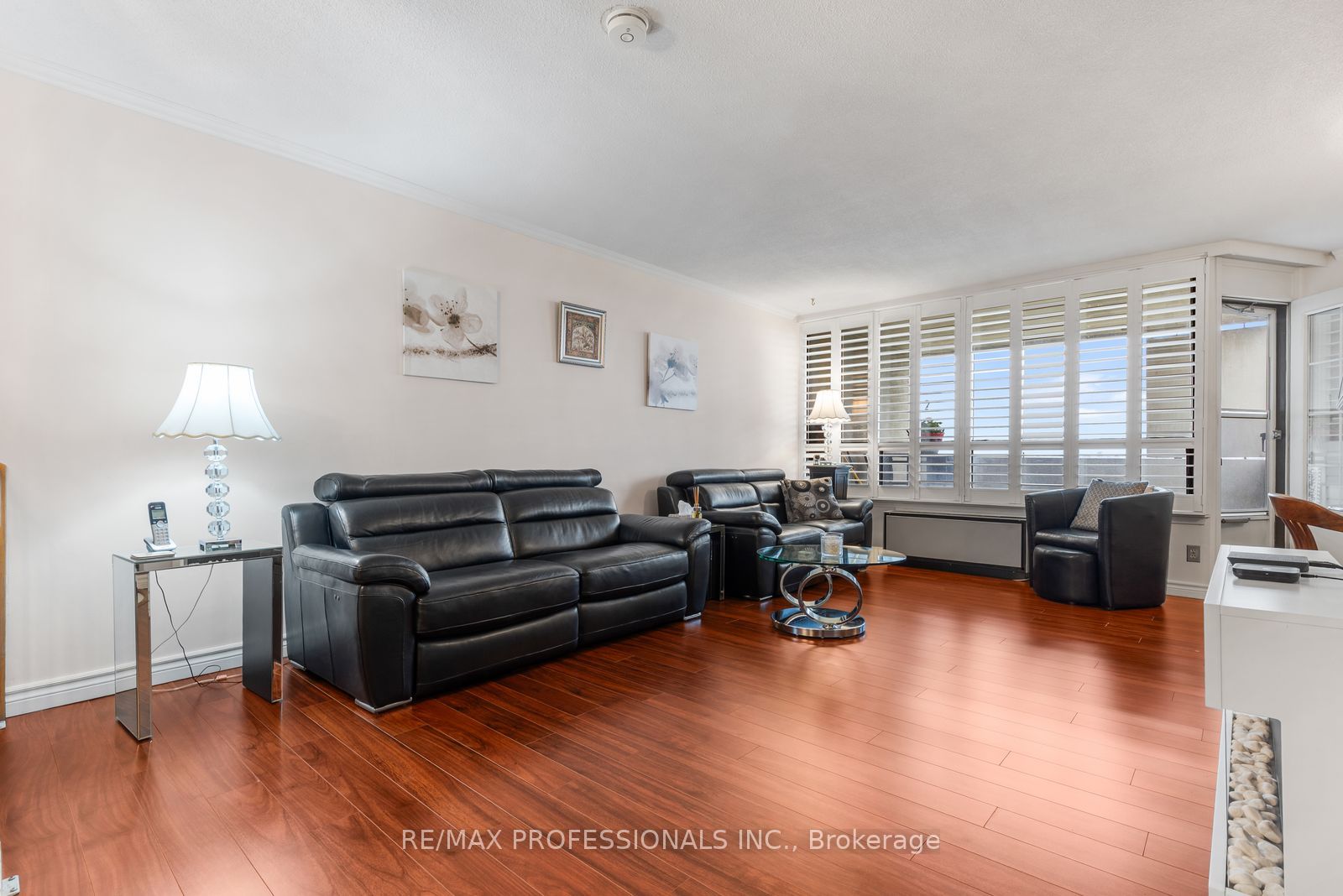 300 Mill Road PH30