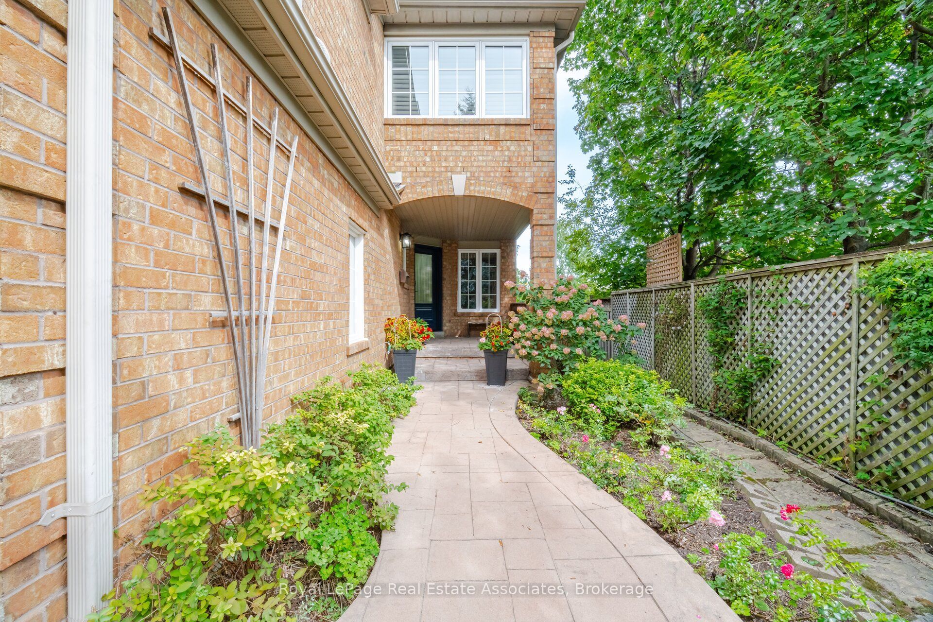 5923 Tweed Court