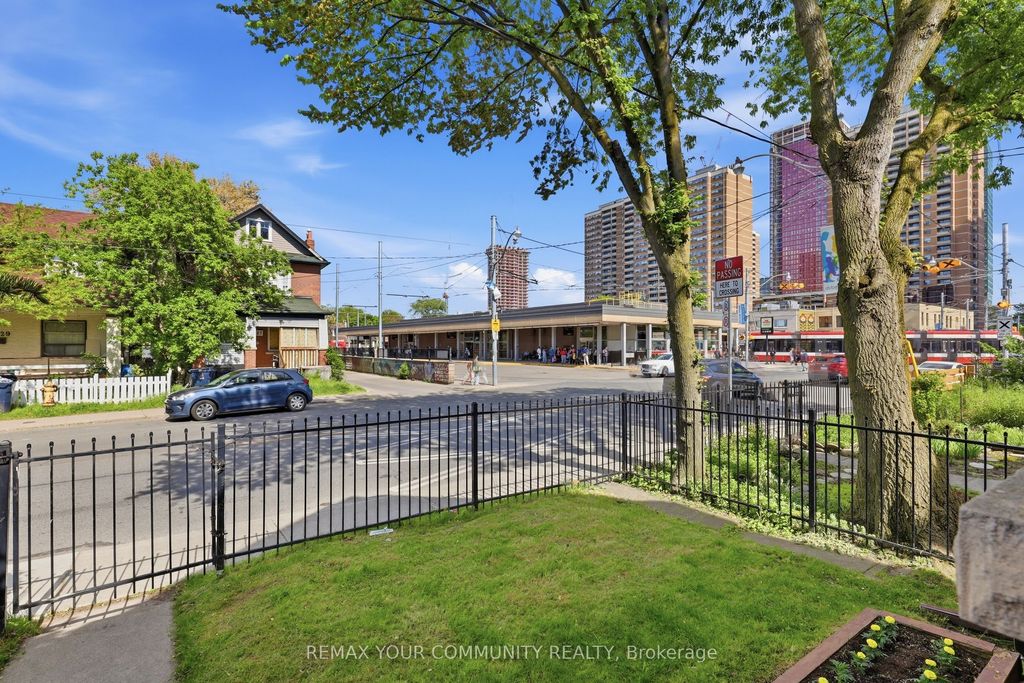 Photo of 330 Main Street, Toronto, ON M4C 4X7 (MLS # E13537778)