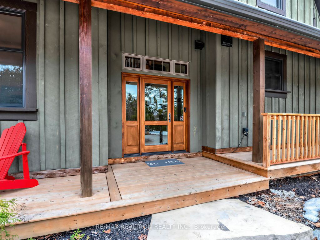 Photo of 49 Gray Lane, Barrie, ON L4N 7T1 (MLS # S13075626)