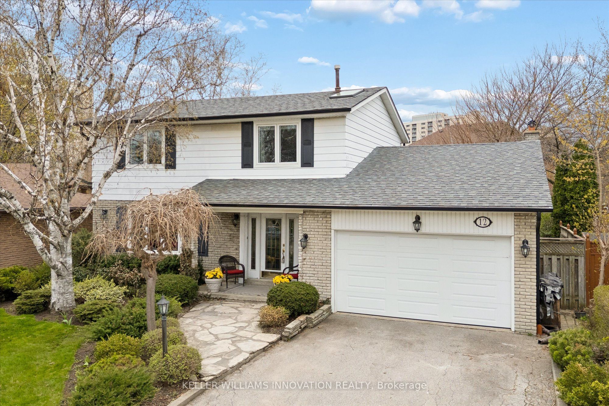 12 Burnhamill Place