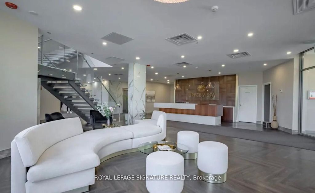 Photo of 7711 Green Vista Gate #801, Niagara Falls, ON L2G 0Y9 (MLS # X13044754)