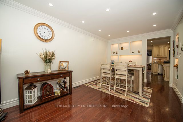117 Sassafras Circle