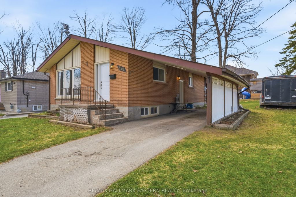 Photo of 317 Lindan Avenue, Selwyn, ON K9L 1K8 (MLS # X13045984)