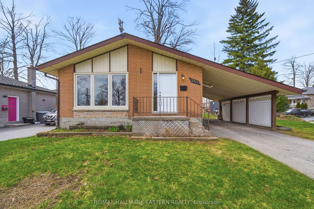 Photo of 317 Lindan Avenue, Selwyn, ON K9L 1K8 (MLS # X13045984)