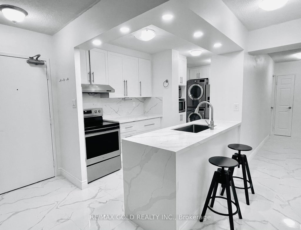 Photo of 390 Dixon Road #1611, Toronto, ON M9R 1T4 (MLS # W13853998)
