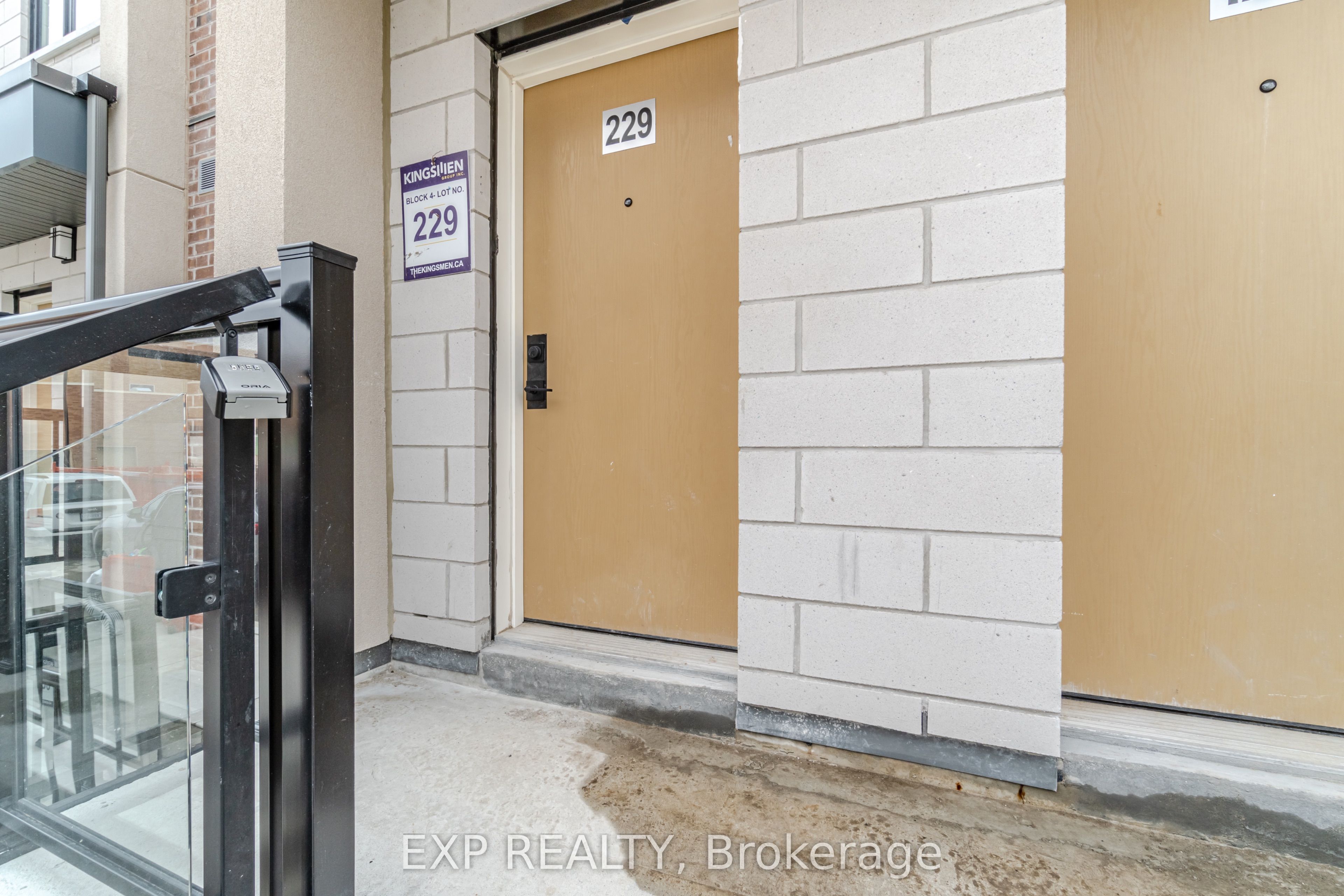 1062 Douglas Mccurdy Comm Court 229