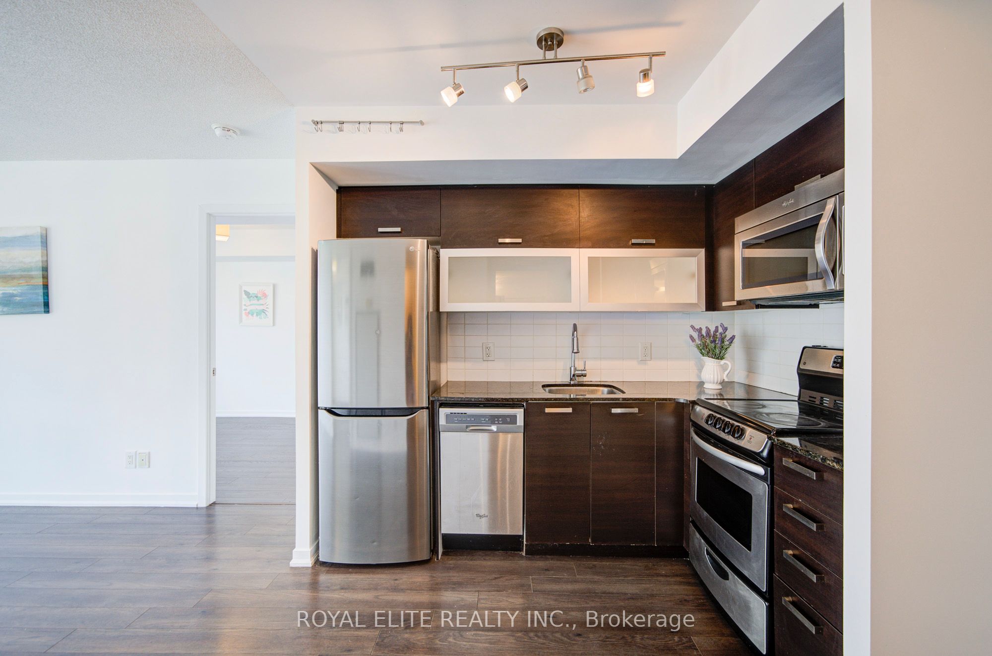 68 Abell Street 728
