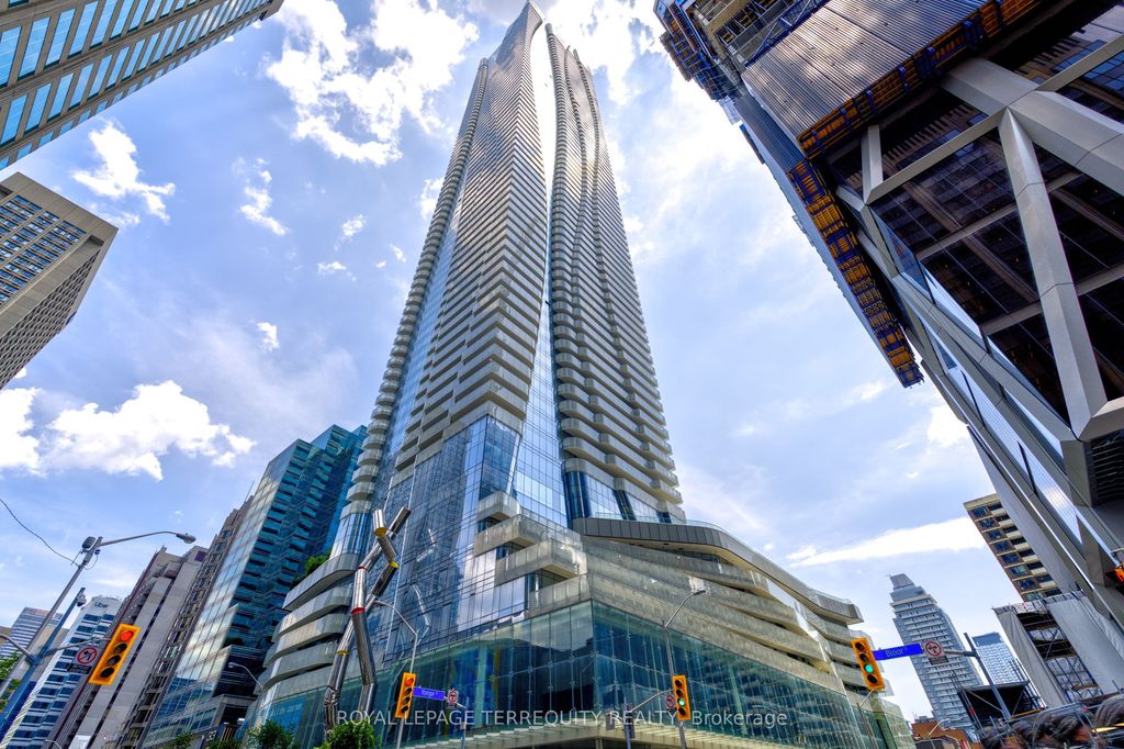 Photo of 1 Bloor Street E #2712, Toronto, ON M4W 0A8 (MLS # C12444470)