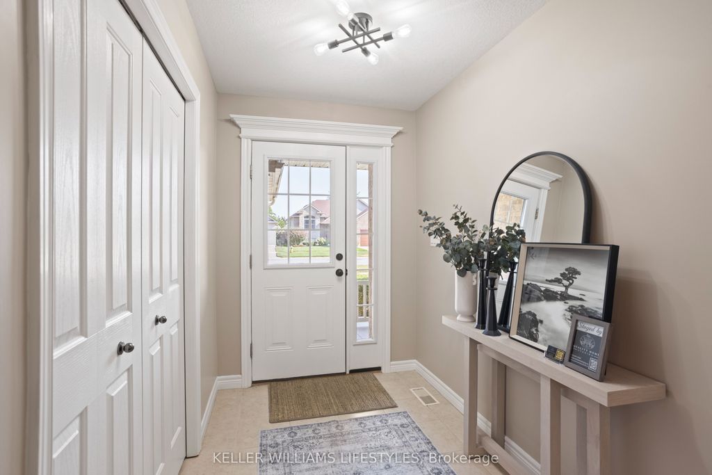 Photo of 368 Darcy Drive, Strathroy-Caradoc, ON N7G 0A1 (MLS # X12450577)