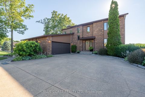 Photo of 1031 St Clair Parkway, St. Clair, ON N0N 1M0 (MLS # X12381640)