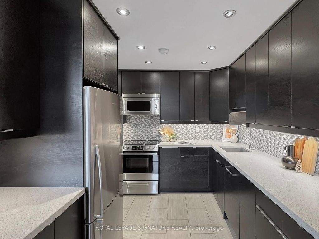 Photo of 80 Coe Hill Drive #PH09, Toronto, ON M6S 3C9 (MLS # W12503124)