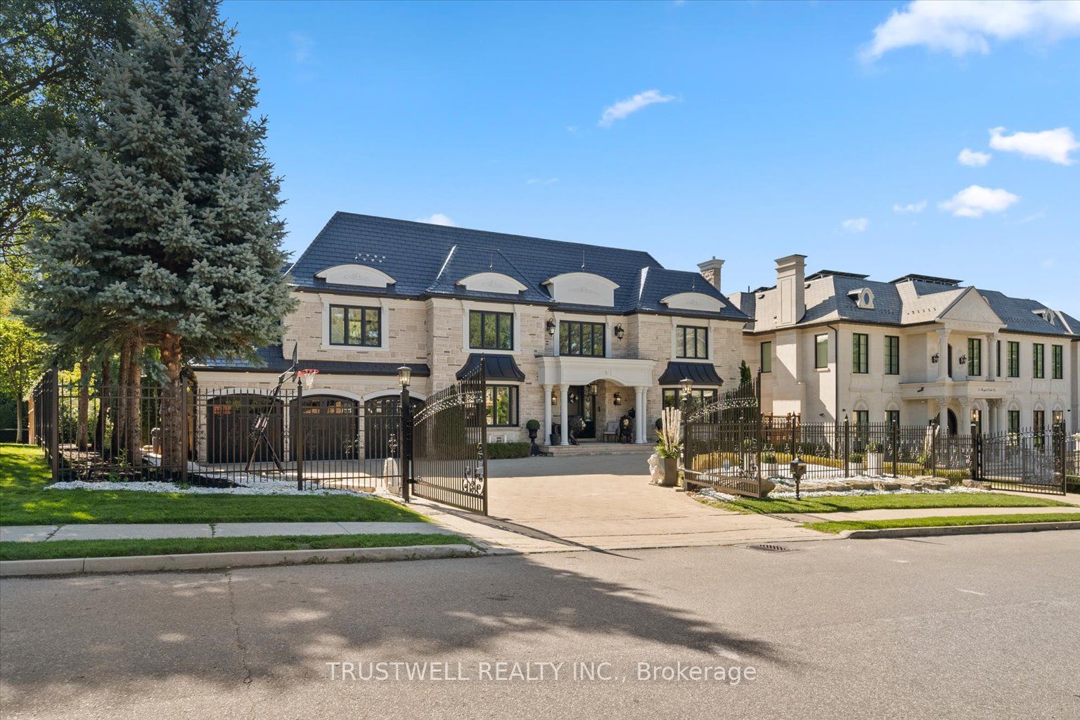 5 Royal Oak Drive