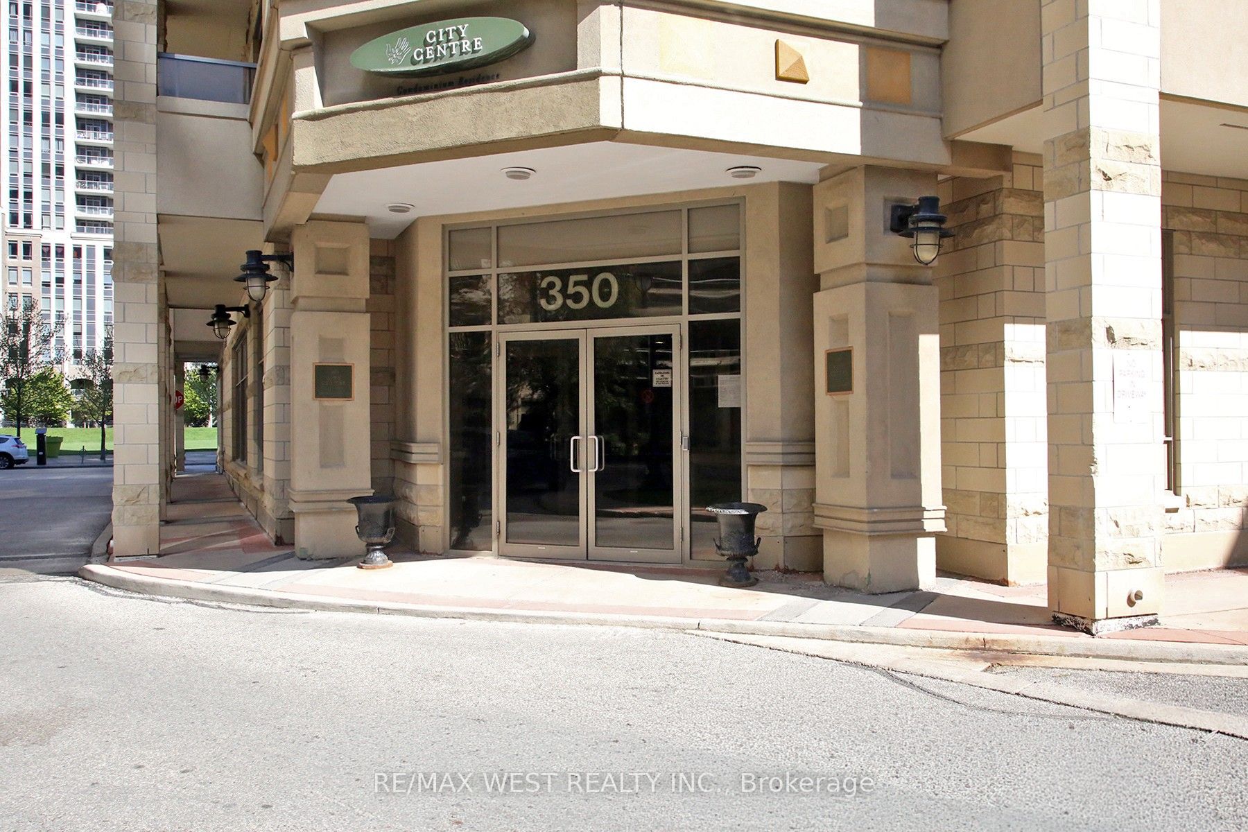 350 Princess Royal Drive 1101