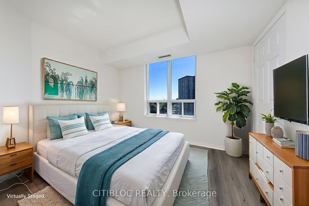 Photo of 1 Emerald Lane #508, Vaughan, ON L4J 8N2 (MLS # N12423269)