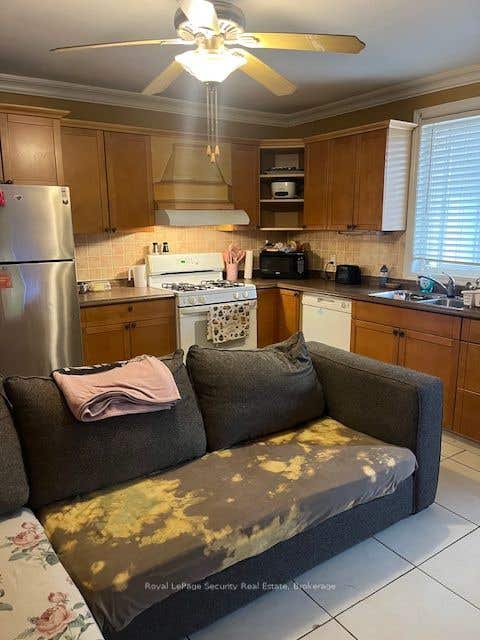 Photo of 627 Caledonia Road, Toronto, ON M6E 4V7 (MLS # W13570664)
