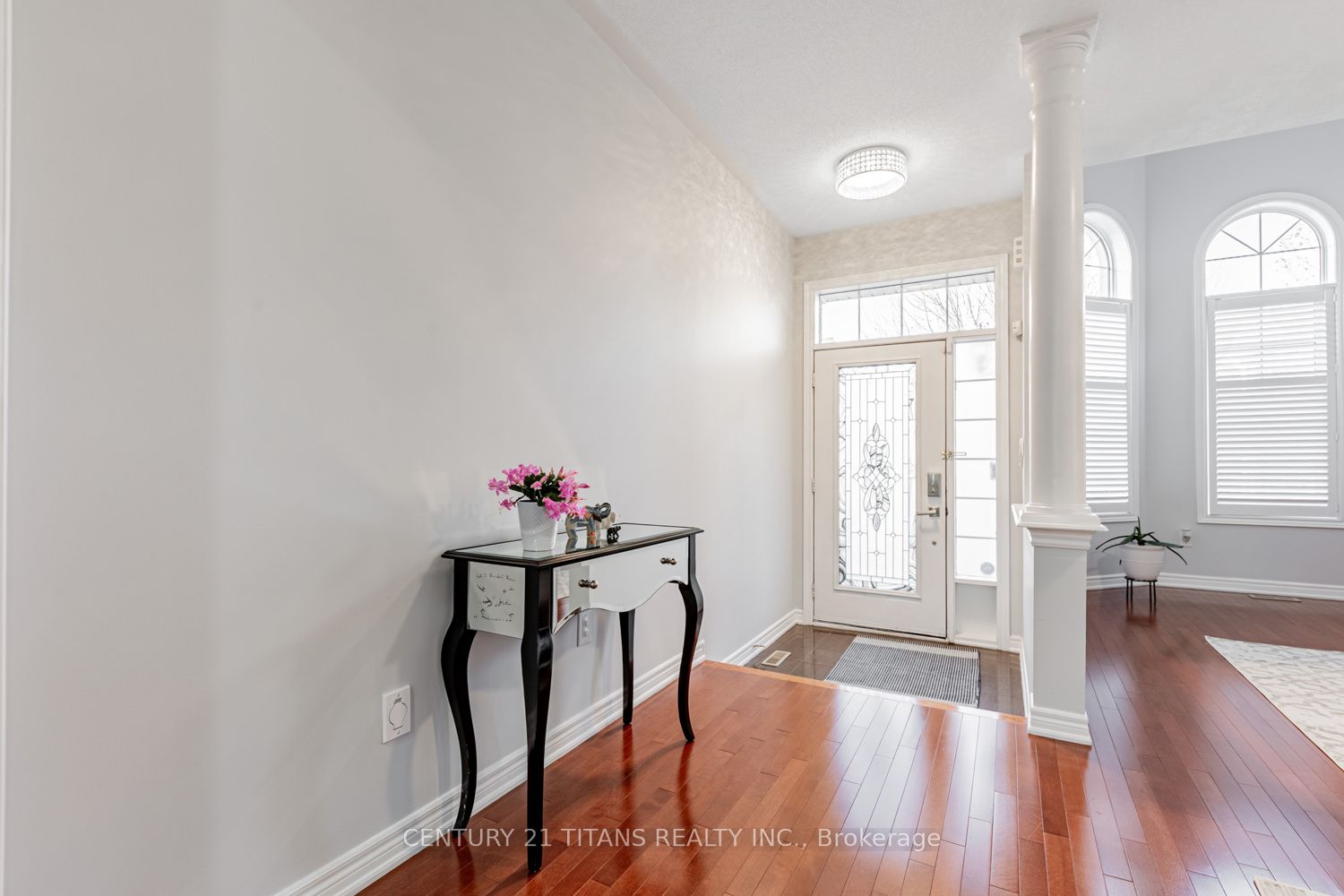 3 Condarcuri Crescent