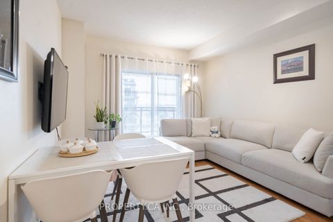 8 Maison Parc Court 606 Vaughan ON L4J 9K5