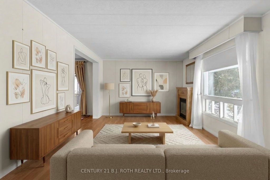 Photo of 3 DONALD Street, Oro-Medonte, ON L0L 1T0 (MLS # S12898000)