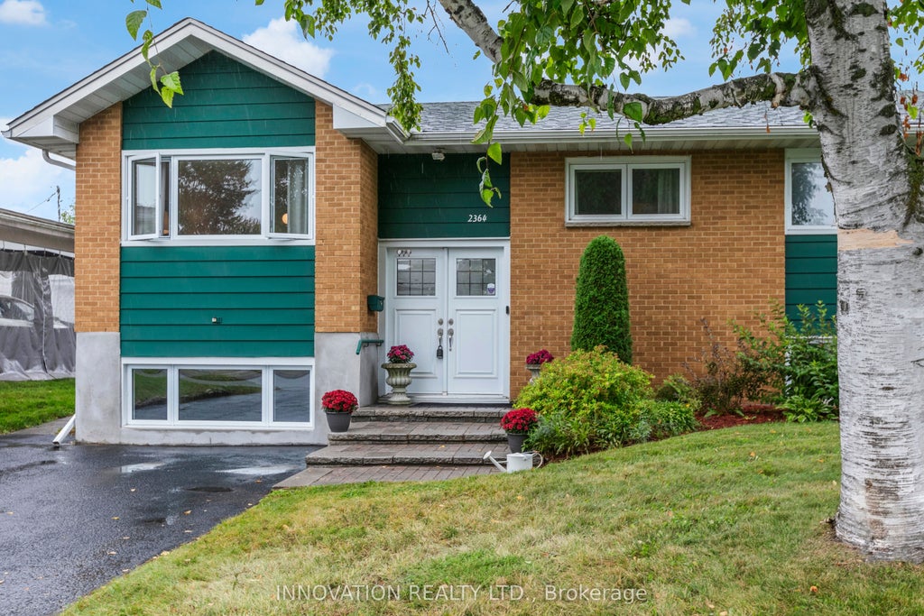 Photo of 2364 Jefferson Street, Alta Vista and Area, ON K1H 7A4 (MLS # X13887638)