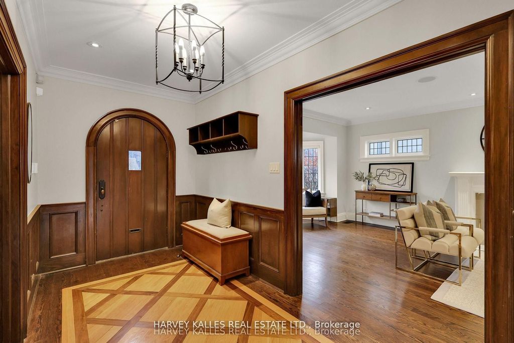 Photo of 12 Killarney Road, Toronto, ON M5P 1L8 (MLS # C13149352)