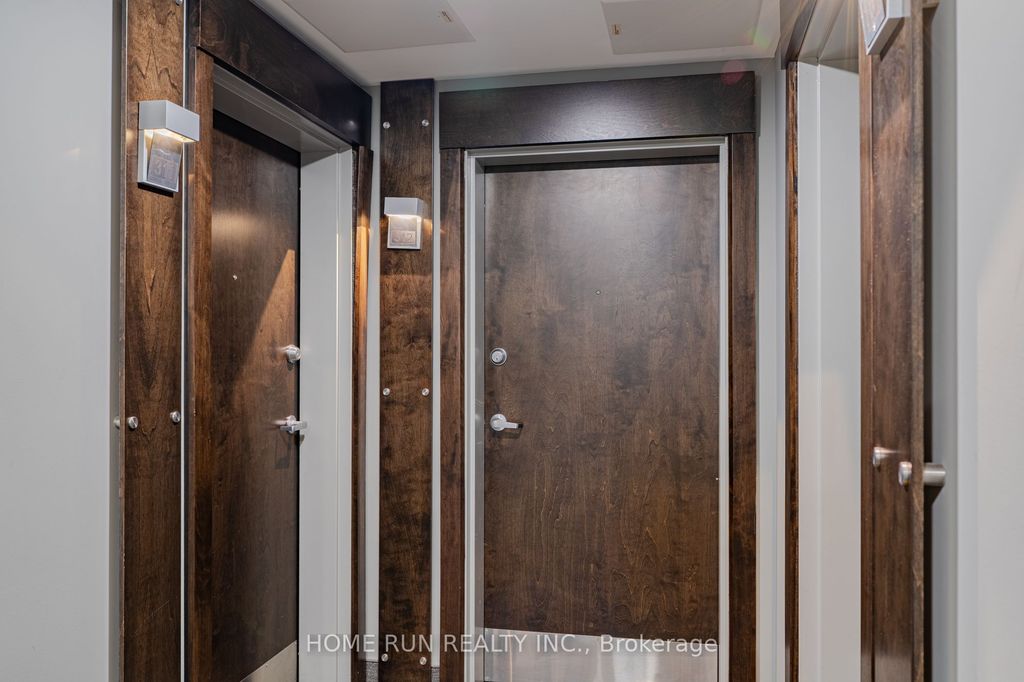 Photo of 615 Longfields Drive #Unit 312, Barrhaven, ON K2J 6J3 (MLS # X13027424)