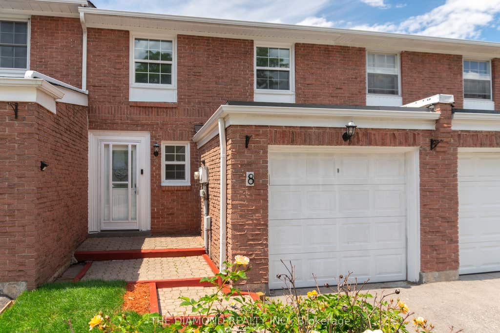 Photo of 2288 The Collegeway N/A #8, Mississauga, ON L5L 3Z5 (MLS # W13495752)