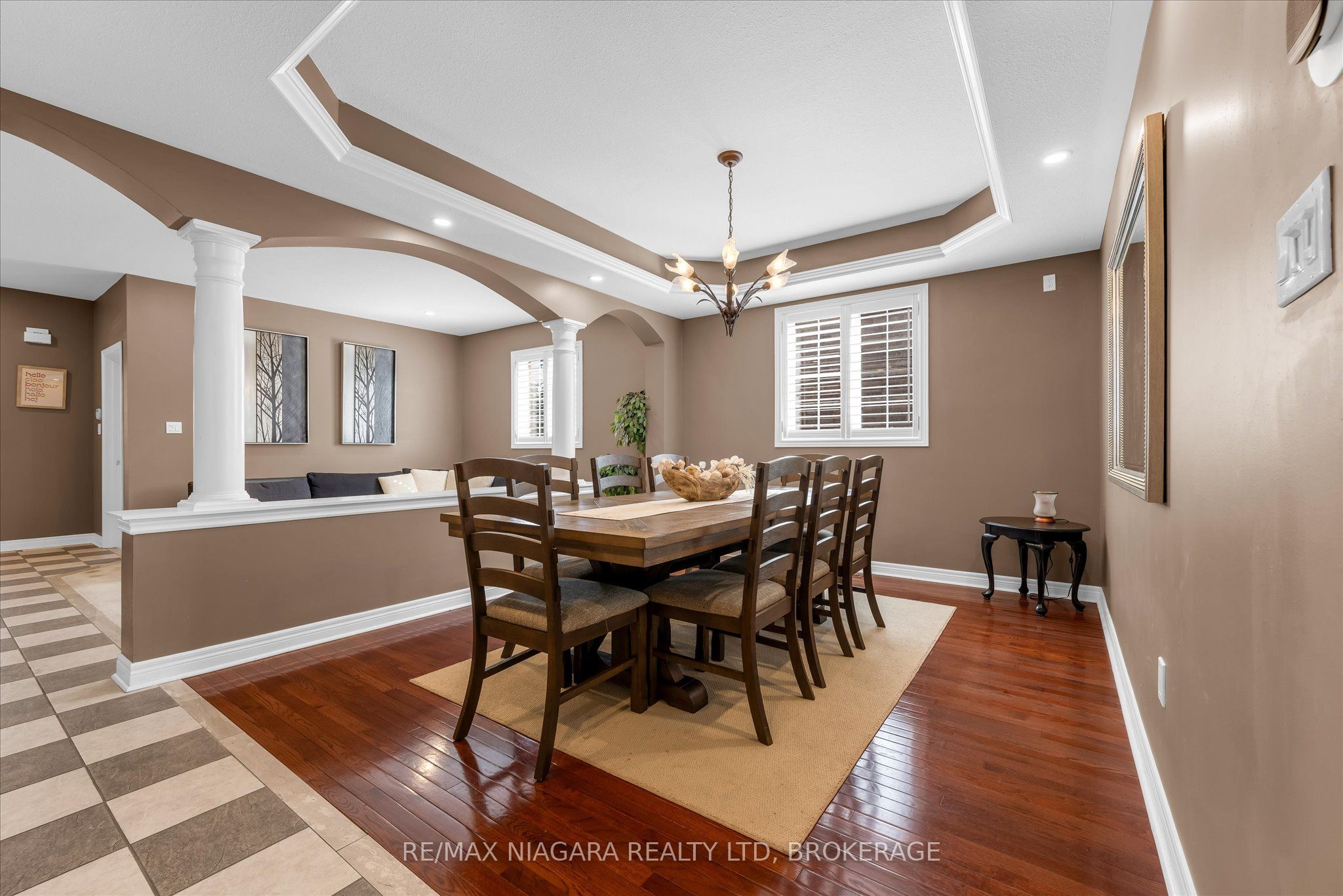 404 Wright Crescent