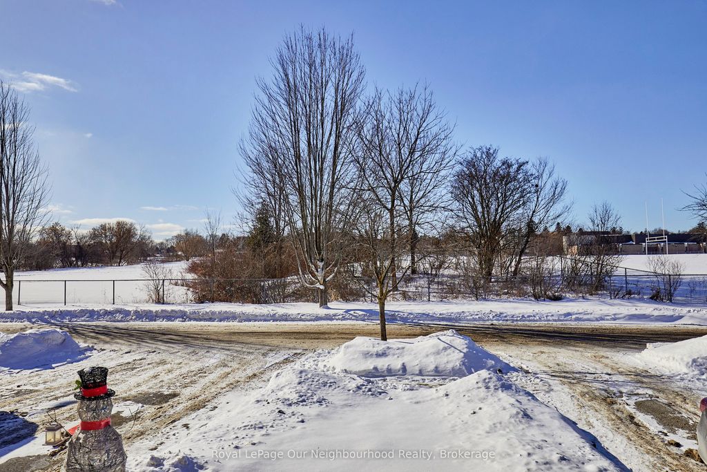 Photo of 127 Galbraith Court, Clarington, ON L1C 4P7 (MLS # E12756288)