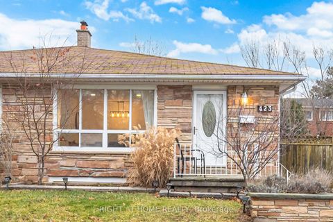423 Melores Drive Burlington ON L7L 4V3