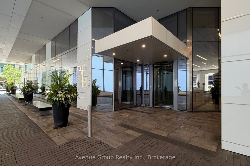 Photo of 100 Harbour Street #1705, Toronto, ON M5J 0B5 (MLS # C14091310)