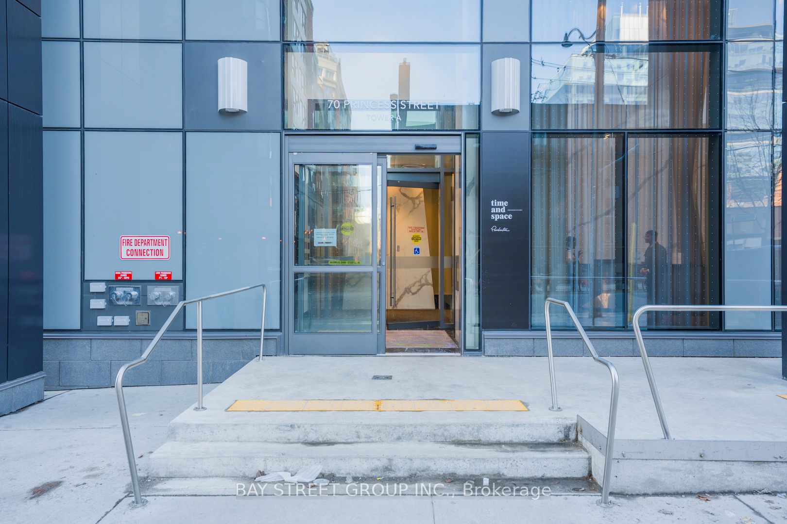 70 Princess Street 1227E