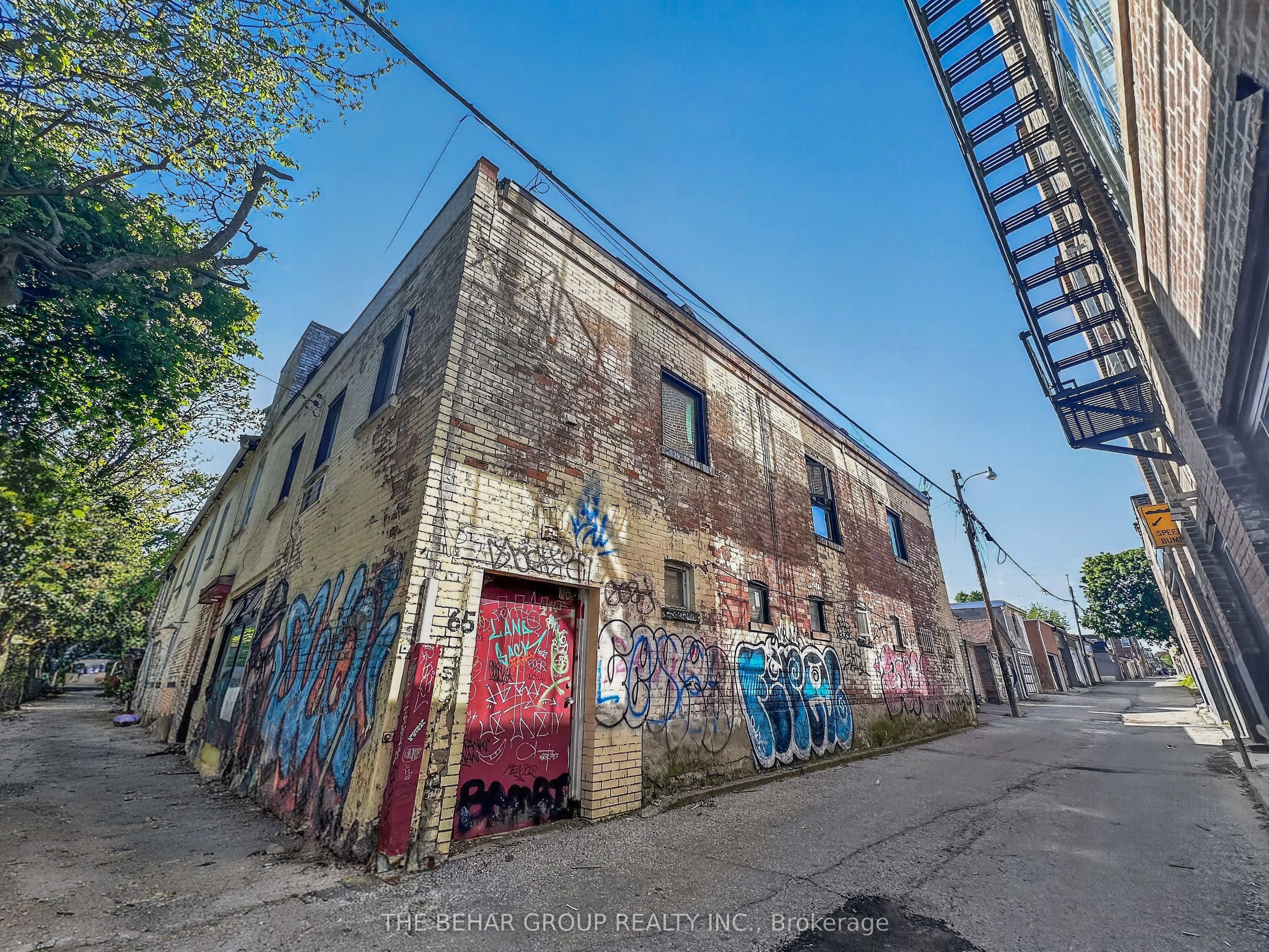 65 Bellwoods Avenue