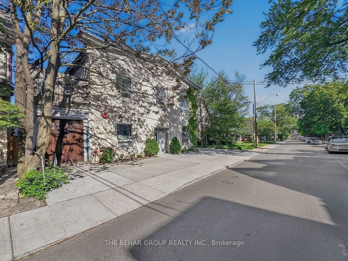 65 Bellwoods Avenue