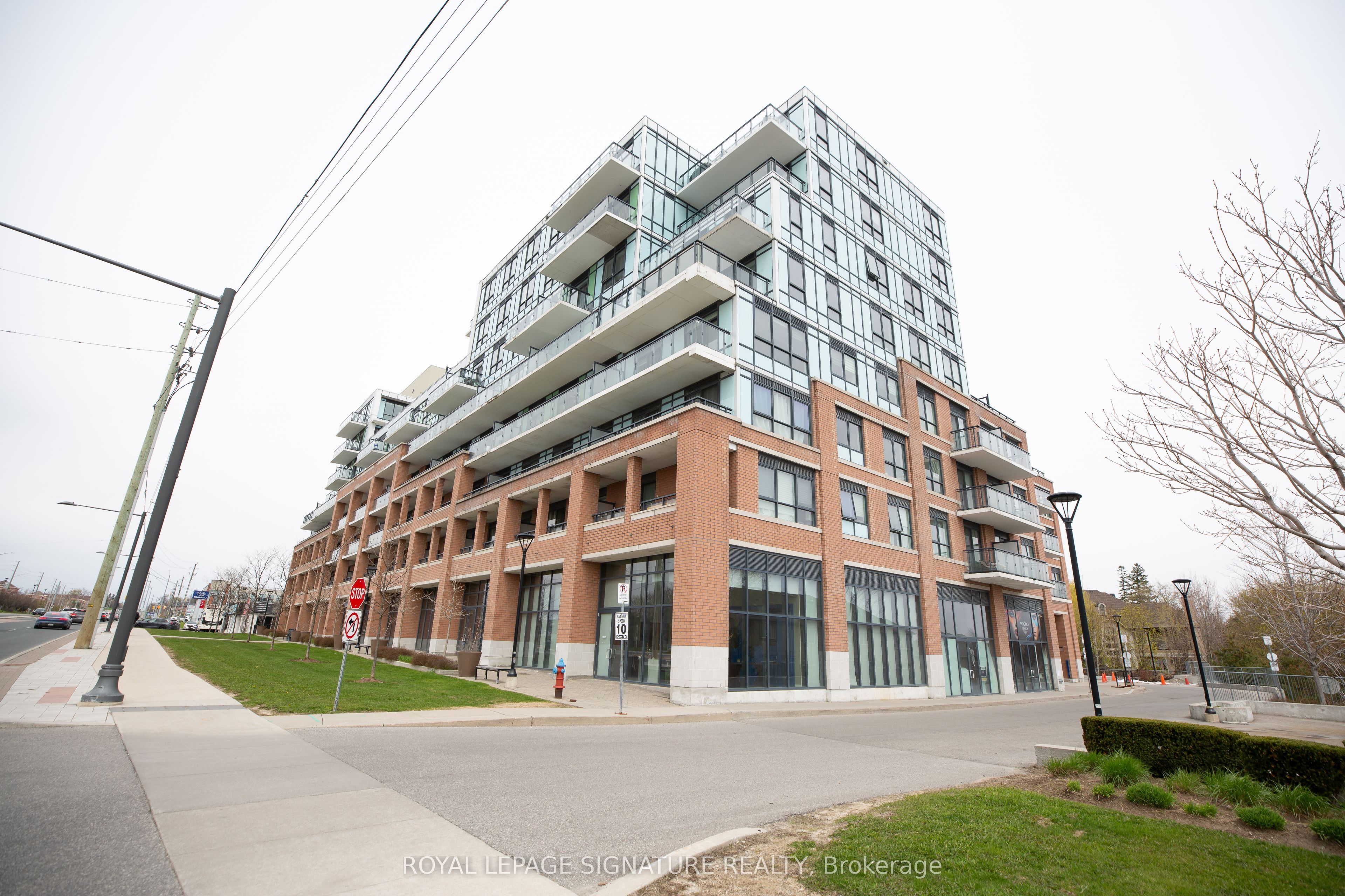 11611 Yonge Street 516
