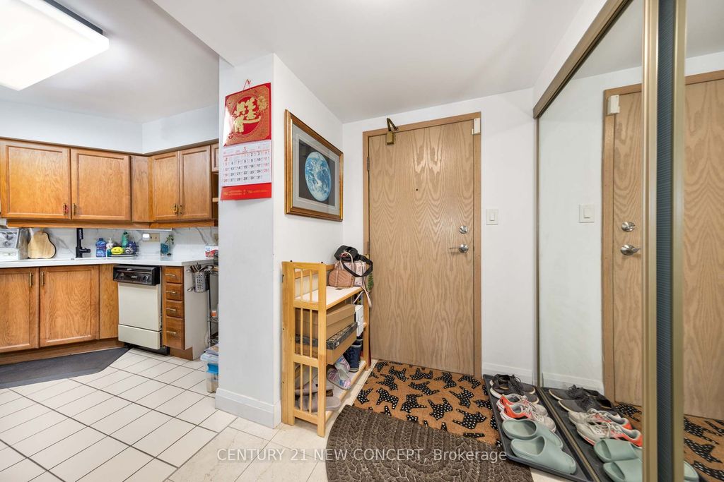 Photo of 22 Southport Street #932, Toronto, ON M6S 4Y9 (MLS # W12691674)